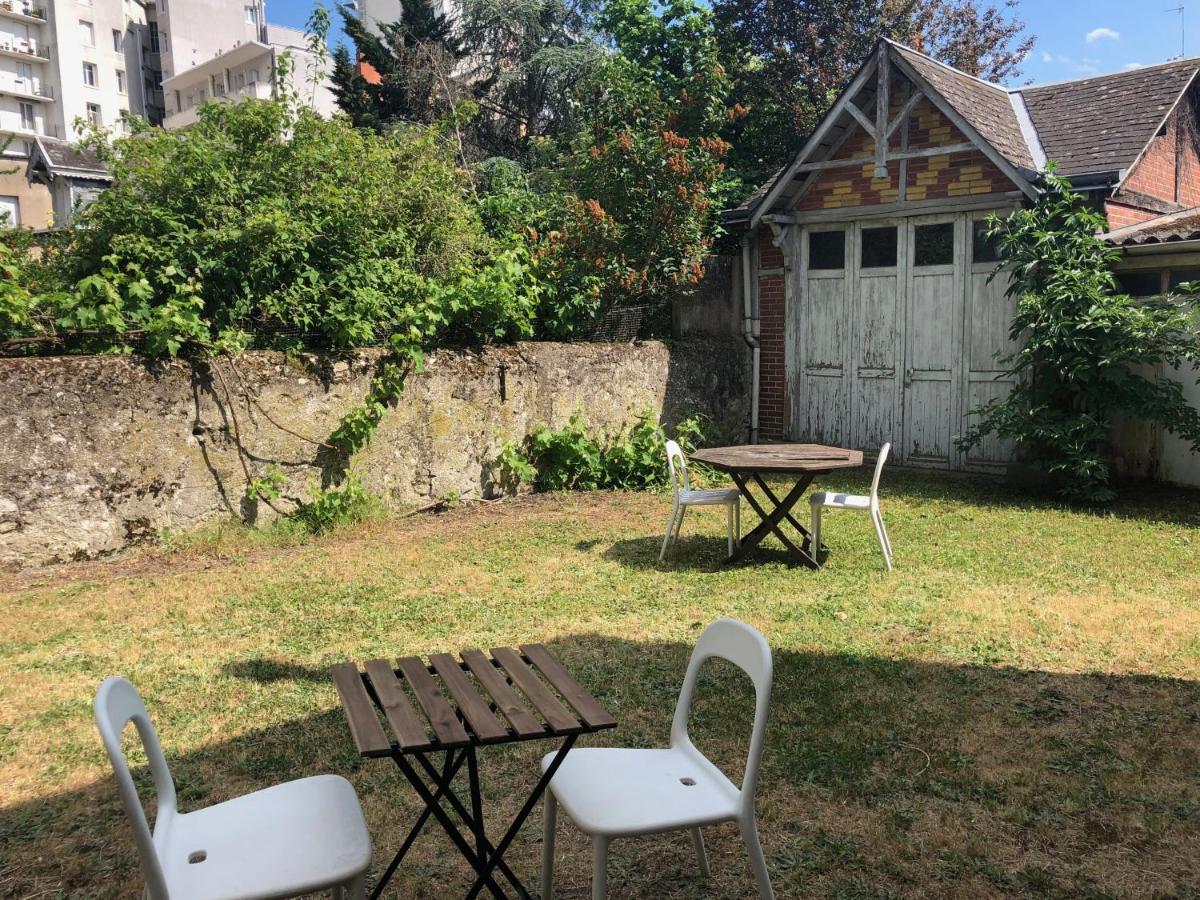 Studio Paisible Avec Jardin - Tours Centre Екстериор снимка