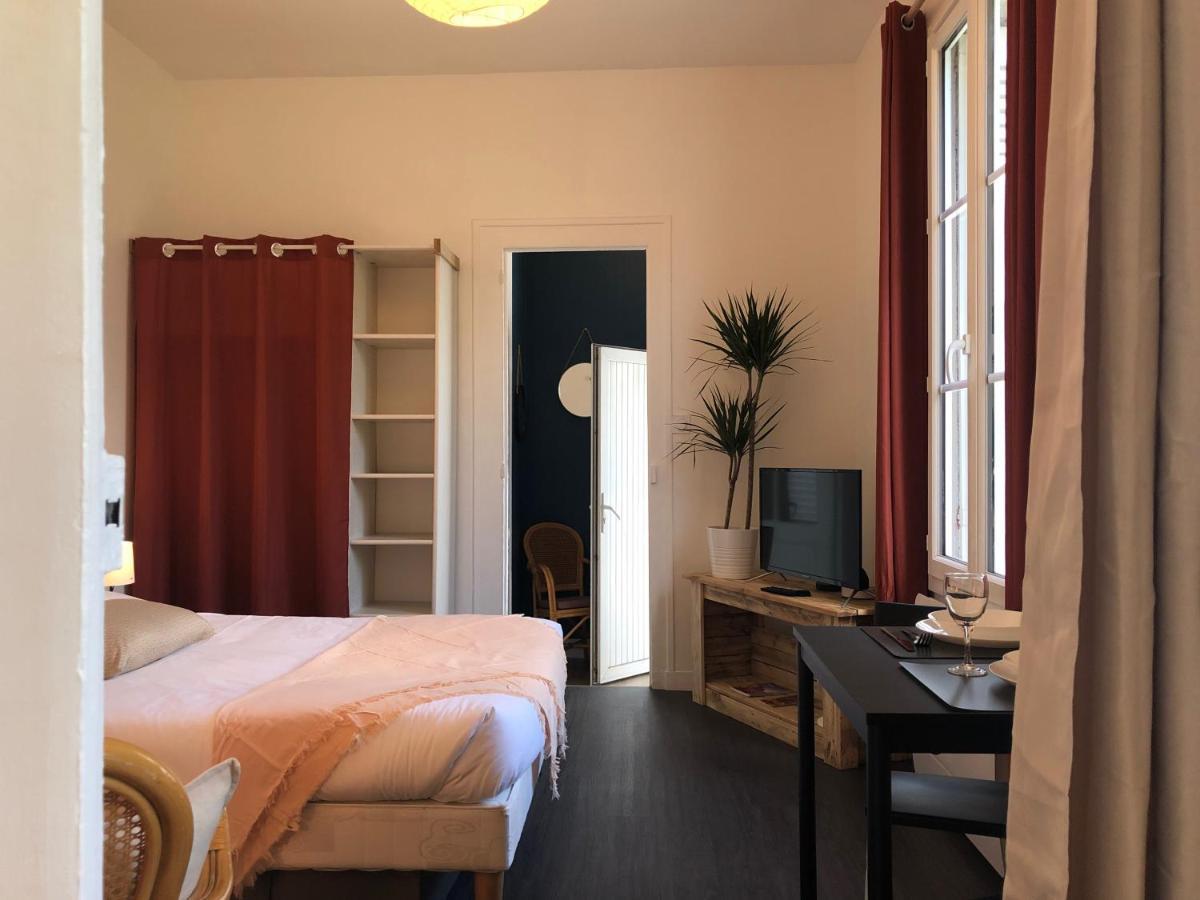 Studio Paisible Avec Jardin - Tours Centre Екстериор снимка